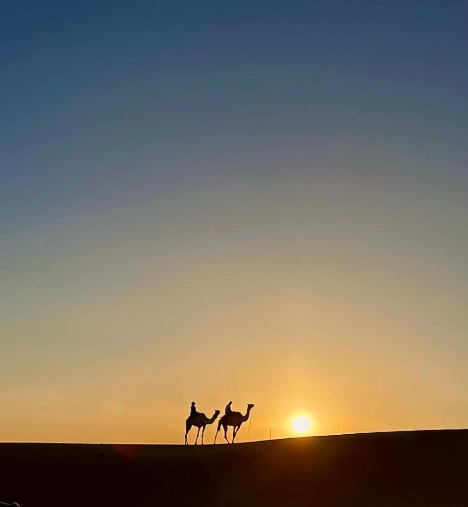 Tente de luxe Oman Desert Private Camp